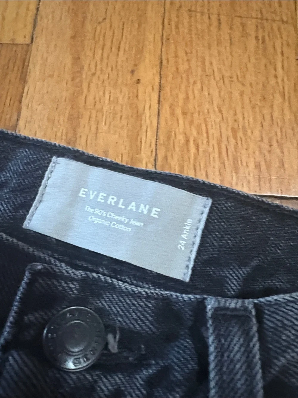 Everlane Black 24